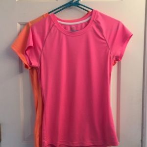Bundle of 2 Workout shirts